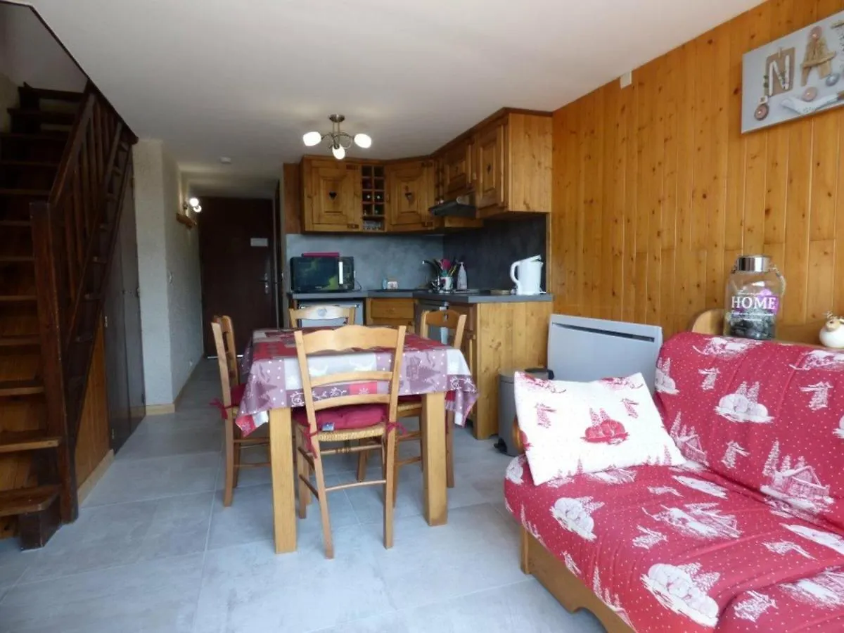 2 Pieces Confortable Avec Balcon, 6 Personnes - Le Grand-Bornand - Fr-1-458-126 Apartment